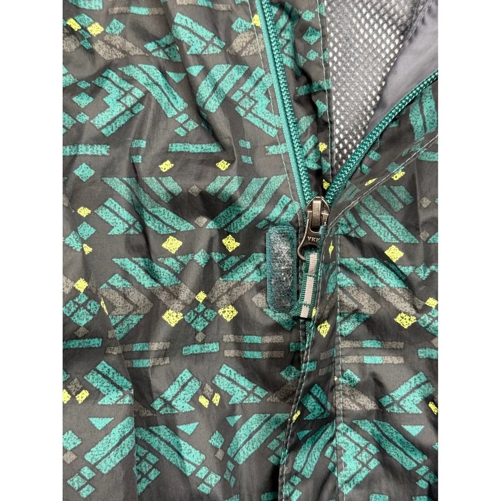 Columbia Boys XL 18/20 Hooded Windbreaker Jacket Green Aztec Geometric Print